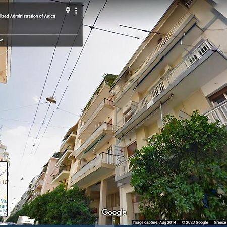 Pretty Rooms In Gold And Blue Apartment In Safe Central Area Афины Экстерьер фото